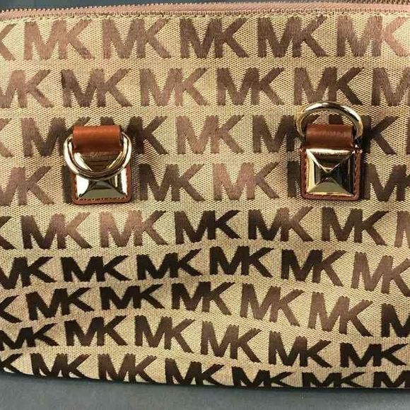 Michael Kors Designer MK Monolisa Beige Brown Purse Handbag Satchel Missin Strap - Picture 2 of 6
